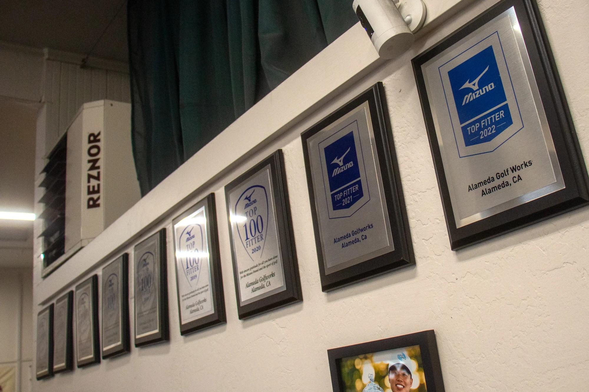 Fitting recognition displayed at Alameda Golfworks